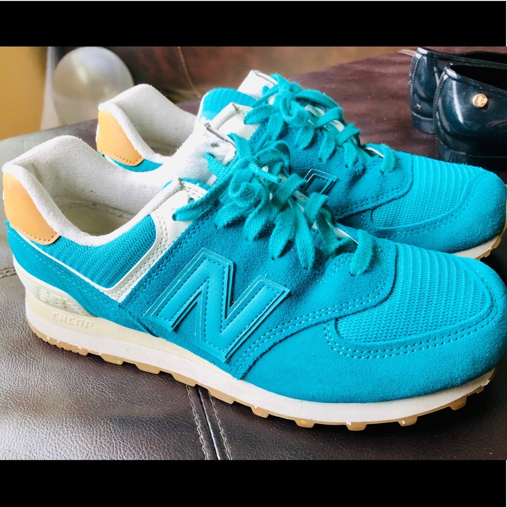 New Balance Sneakers